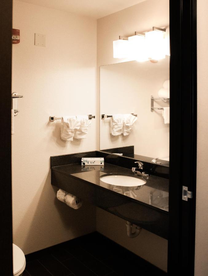 Black Gold Suites Stanley Extérieur photo