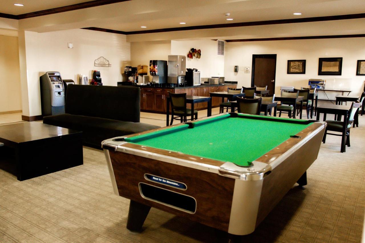 Black Gold Suites Stanley Extérieur photo