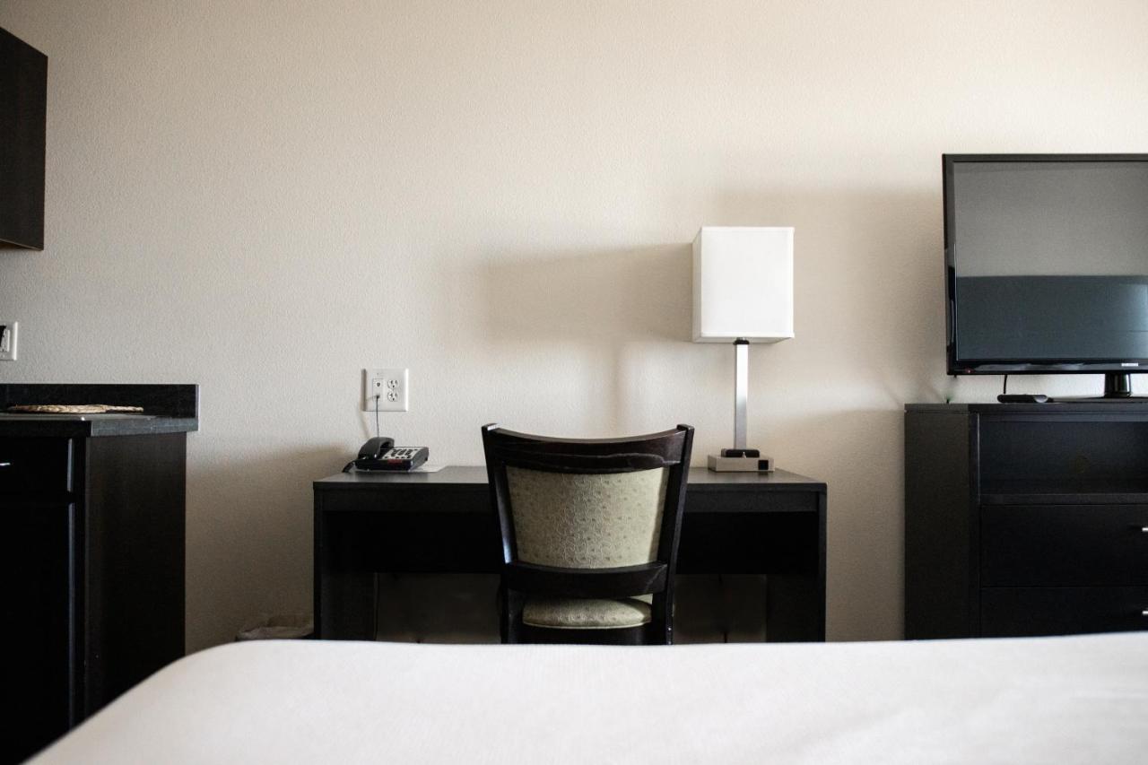 Black Gold Suites Stanley Extérieur photo